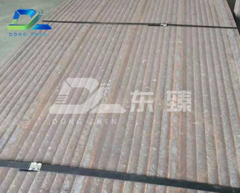 耐磨板在煤矿输送斗中的耐磨防护与工况稳定作用