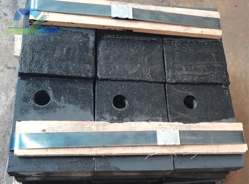 耐磨刮雨器钢板50mm耐磨层10mm