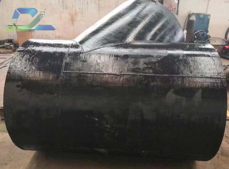 三通成品（尺寸Ф1320L2000a60）